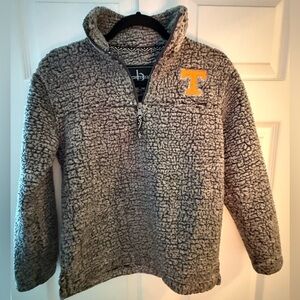 University of TN 🧡🤍 3/4 zip fleece pullover. Size Youth M